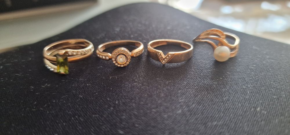 Продам кольца, и лом.