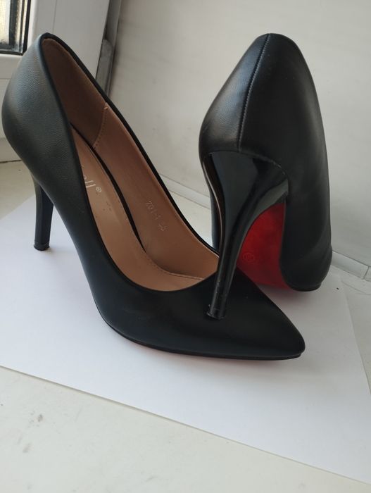 Продам туфли 38 размера