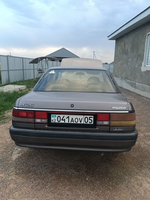 Продам мазда 626