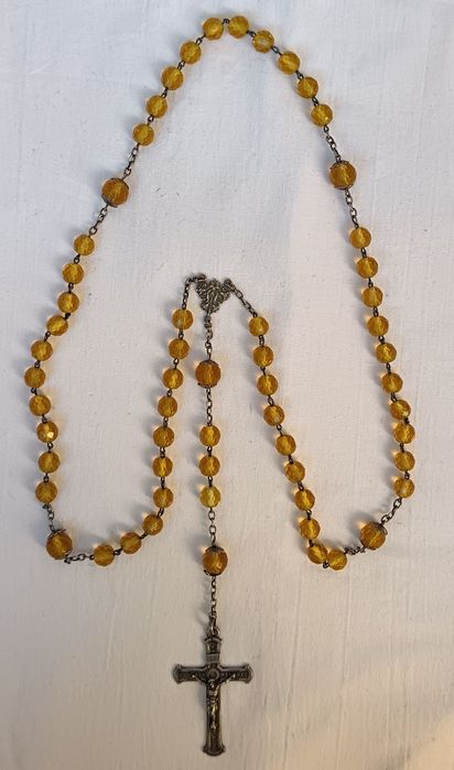 Розарий. Антична молитвена броеница.