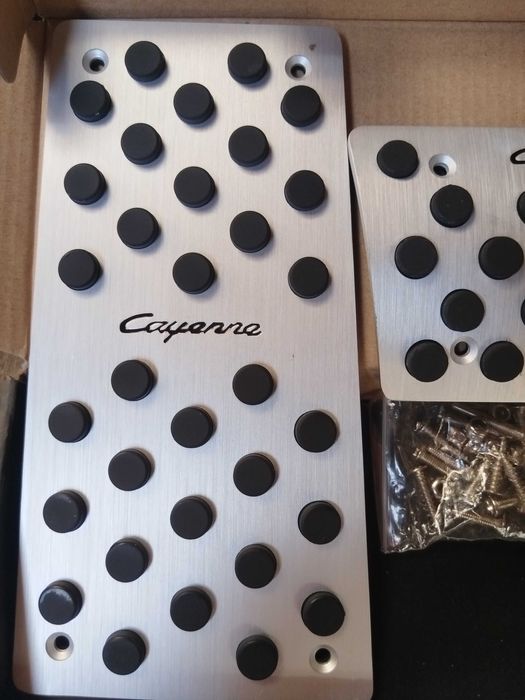 Накладки на педали Porsche Cayenne