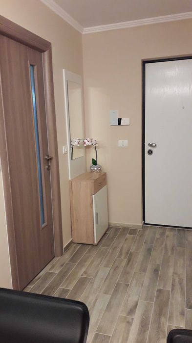 inchiriez/de inchiriat/chirie apartament 2 camere /Nufarul bloc nou