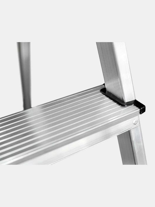 Narvon, Стремянка алюминиевая ступеней UFUK AL, 3-8 ступеней Россия