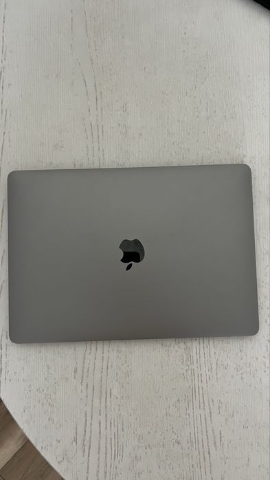Macbook AIR 2020, M1