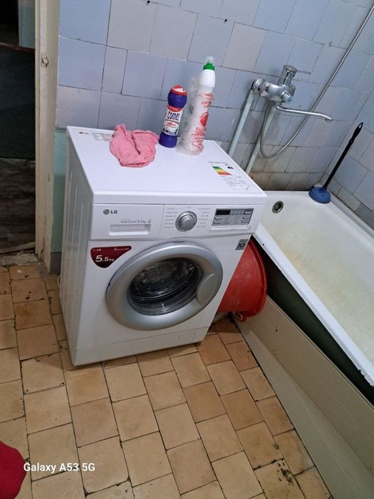 Срочно сдайотся квартира в водник сентир напротив карзинка