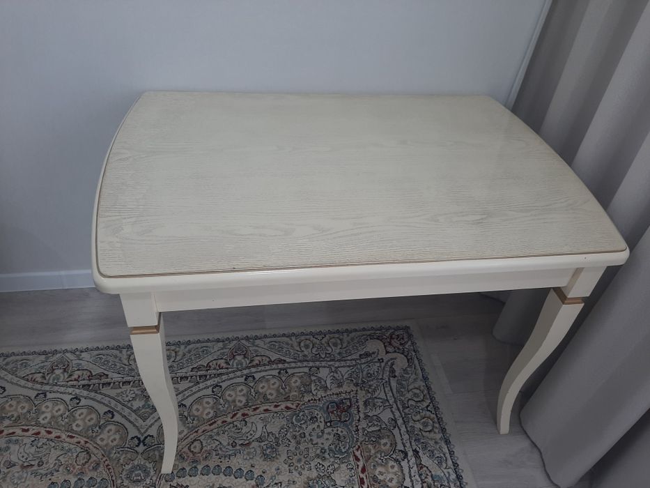 Продам стол рояль