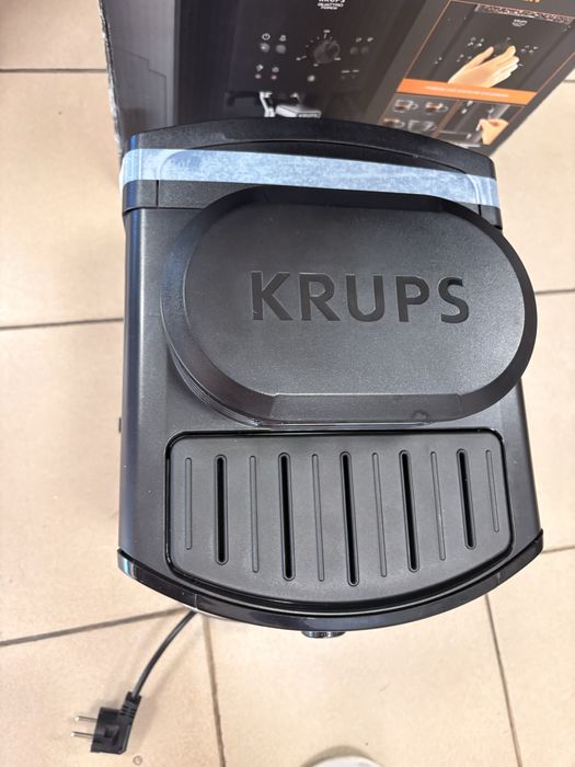 Кафеавтомат KRUPS EA811010 НОВА