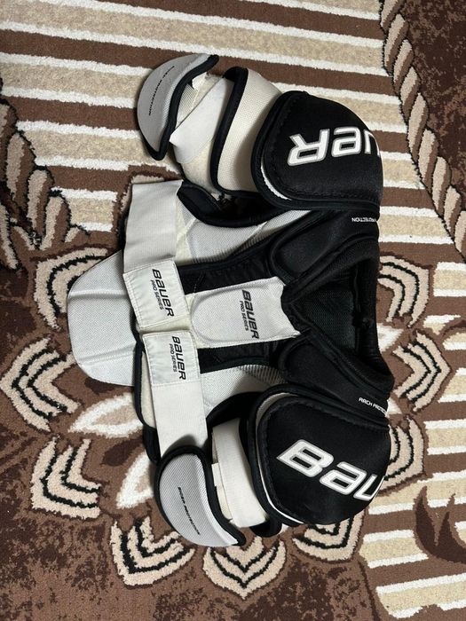 Хоккейная форма/защита