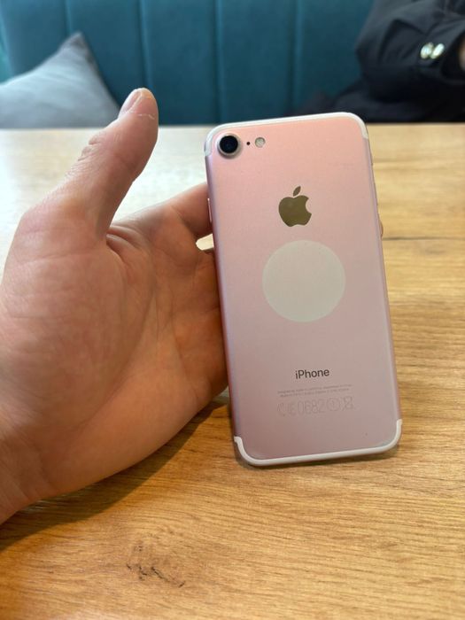 Продам айфон 7 128гб