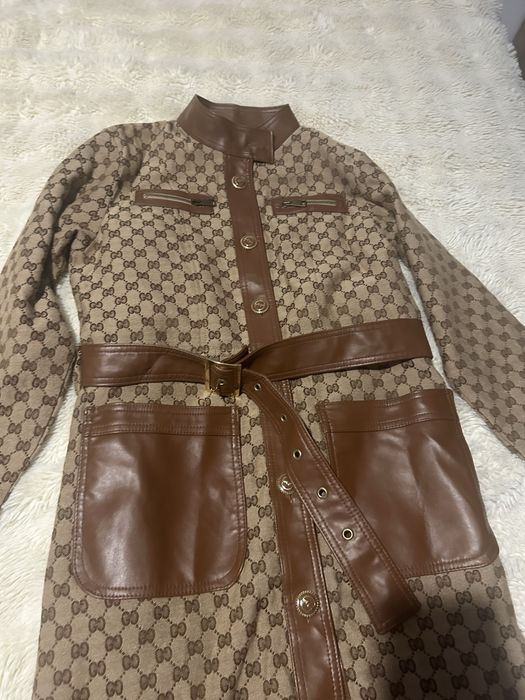 Pardesiu maro de toamna