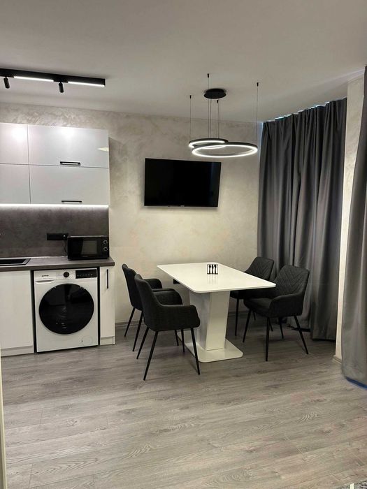 Дава се под наем Едностаен апартамент в Варна, ВИНС - 34 кв.м за 408 € - Снимка #2