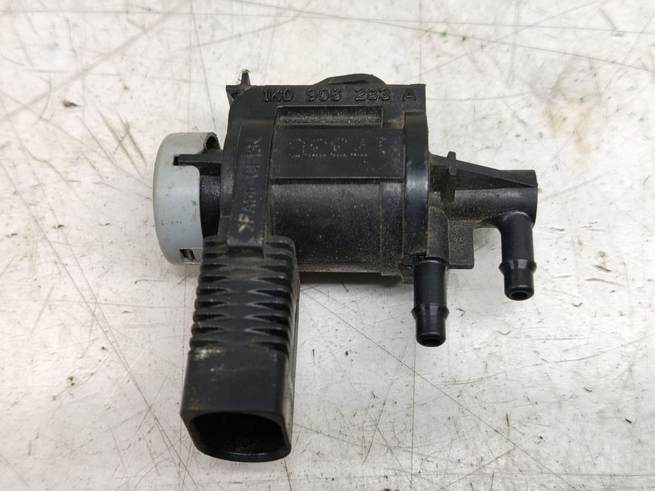 Supapa vacuum 1k0906283a 3.0 bi-tdi CGQB Volkswagen VW Touareg genera