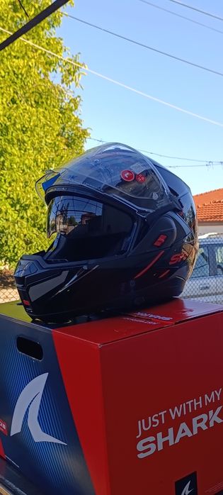 каска за мотор shark oxo