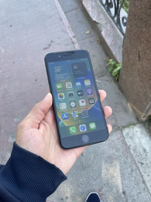 Iphone 8 plus sotiladi