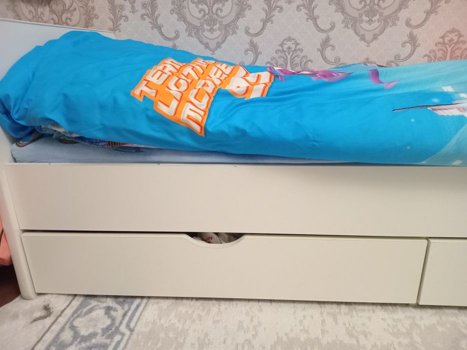 Срочно продам детскую кровать