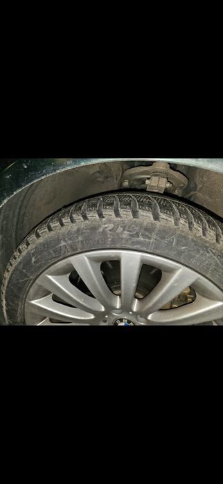 Джанти със зимни гуми рънфлат 245/45/19 от бмв ф01