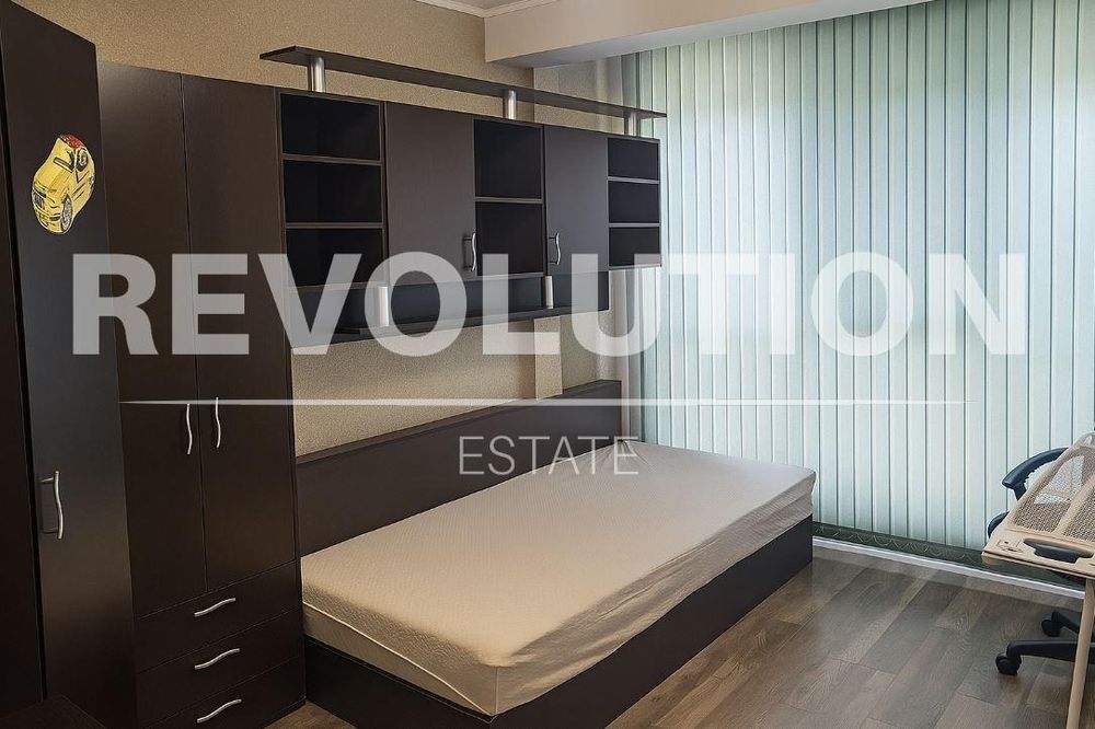 Дава се под наем Тристаен апартамент в Варна, Цветен квартал - 65 кв.м за 600 € - Снимка #3