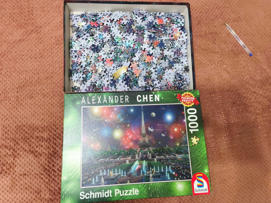 4 Puzzle  Mickey (Panorama si Frieds), Turn Eiffel si Notre Dame