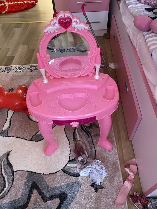 Oglinda  machiaj fetite