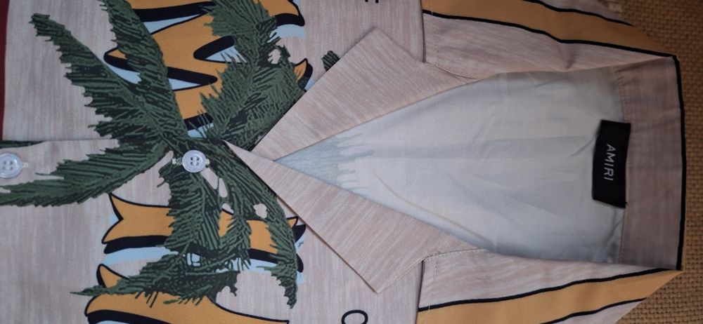 Camasa barbati Amiri! Arts District! Los Angeles!