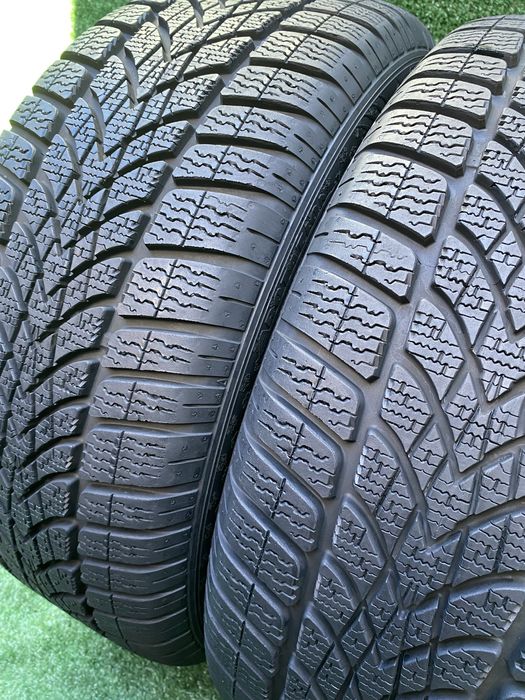 Set 2 anvelope Iarnă Dunlop SP Winter Sport 4D AO 225 45 R18 95H XL