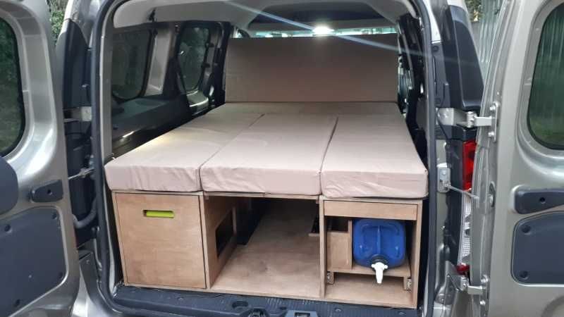 Продавам оборудване за преустройство на Dacia Dokker в миниКемпър.