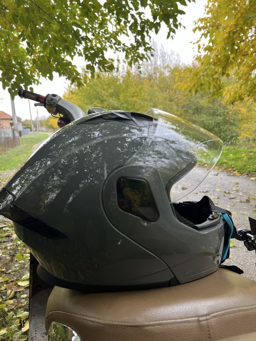 Продавам  каска QSTK