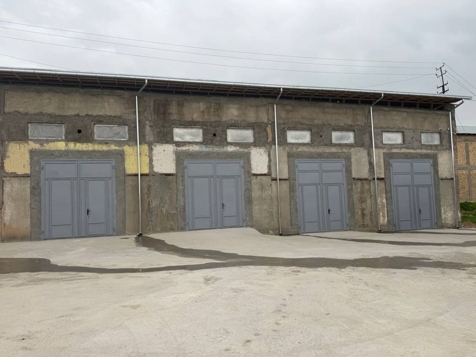 Продается територия под складские помещения