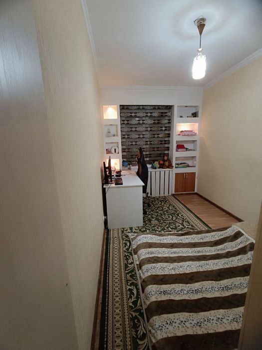 Massiv Qoyliq-2 4 xona sotiladi