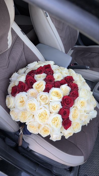 Продам букет цветов срочно