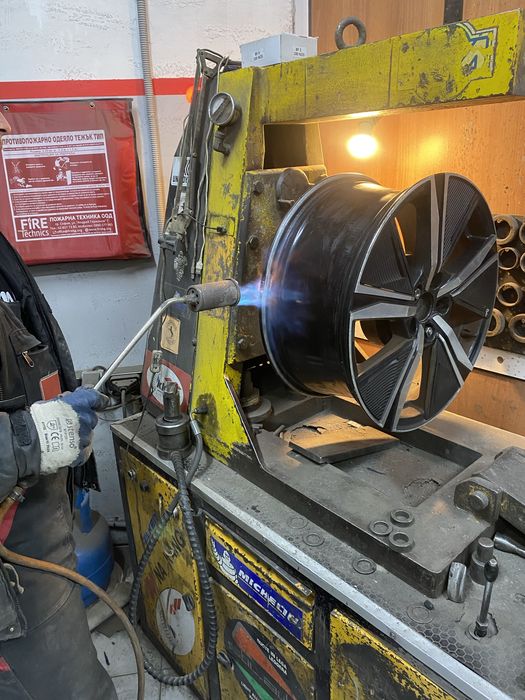 Мобилен Сервиз Гуми 24/7 Mobile Tyre Servicе