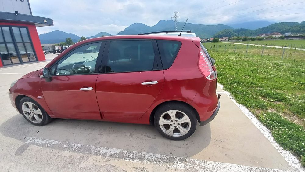Dezmembram Renault Scenic 3 1.4 TCE H4J 700