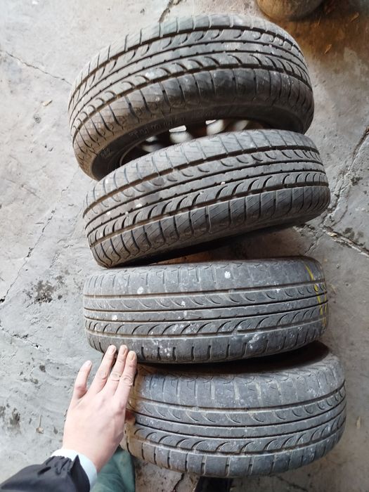 Шины 14 в хорошем состоянии