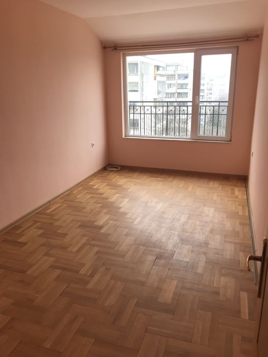 Дава се под наем Четиристаен апартамент в Варна, Лятно кино Тракия - 94 кв.м за 598.23 € - Снимка #2