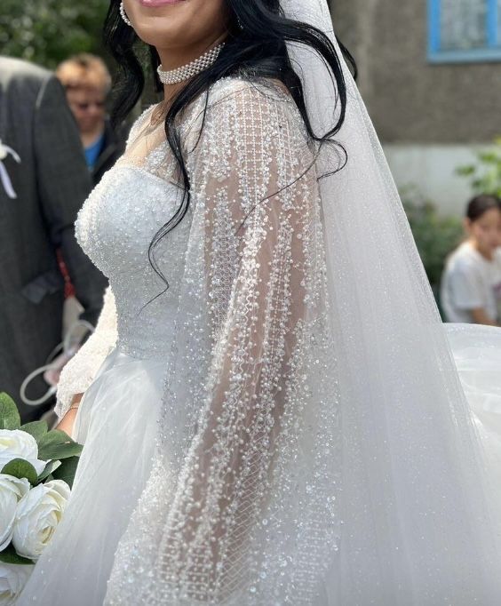 Продам свадебное платье