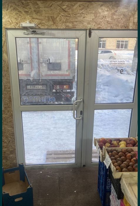 Двери металлопластик