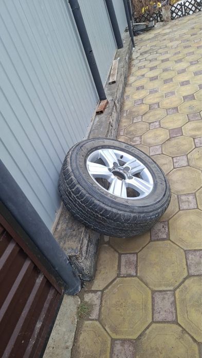 Размер 285/60 R18 с диском