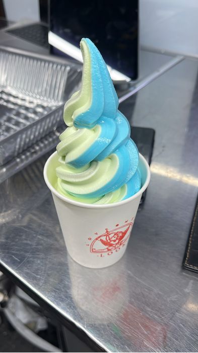 Фризера для мороженного huracan