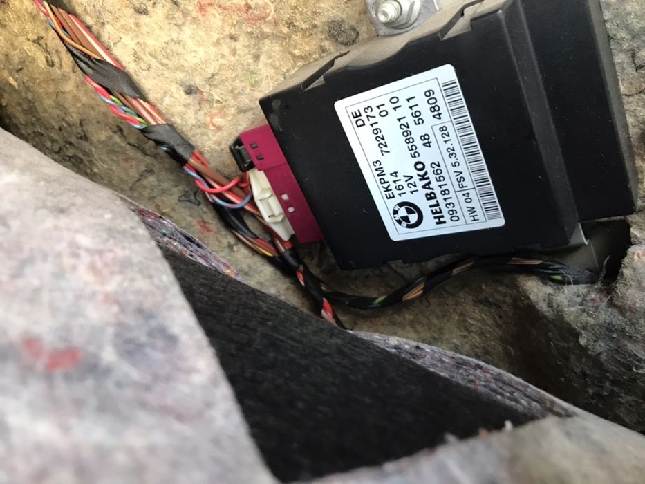 releu pompa combustibil bmw e60-e61/Dezmembrări bmw e60