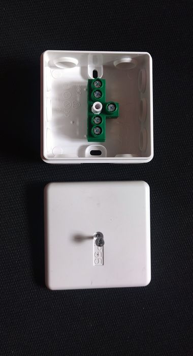 Распредкоробка 8.5х8.5, распаечная коробка