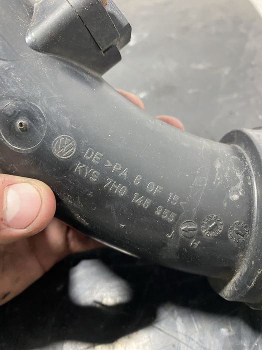 Furtun tub intercooler Volkswagen Vw T5 2.5 TDI AXD AXE BNZ 7H0145955