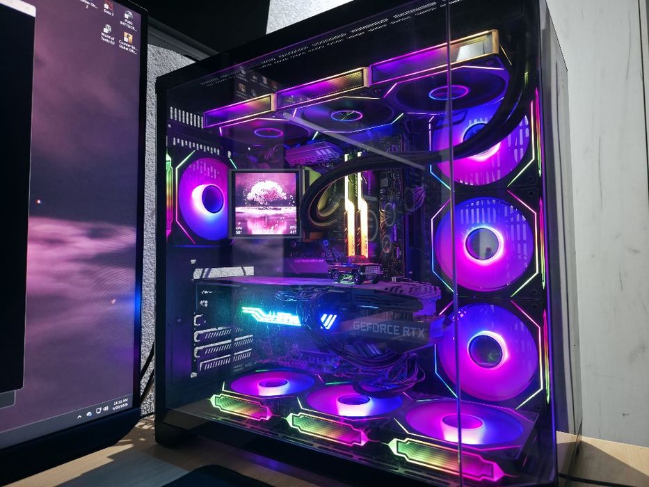 R*i様 ROG Strix 3080ti & Ryzen 7 5800X3D Pc gaming // ryzen 7 5800x3d // rtx 3080ti Dumbrava • OLX.ro