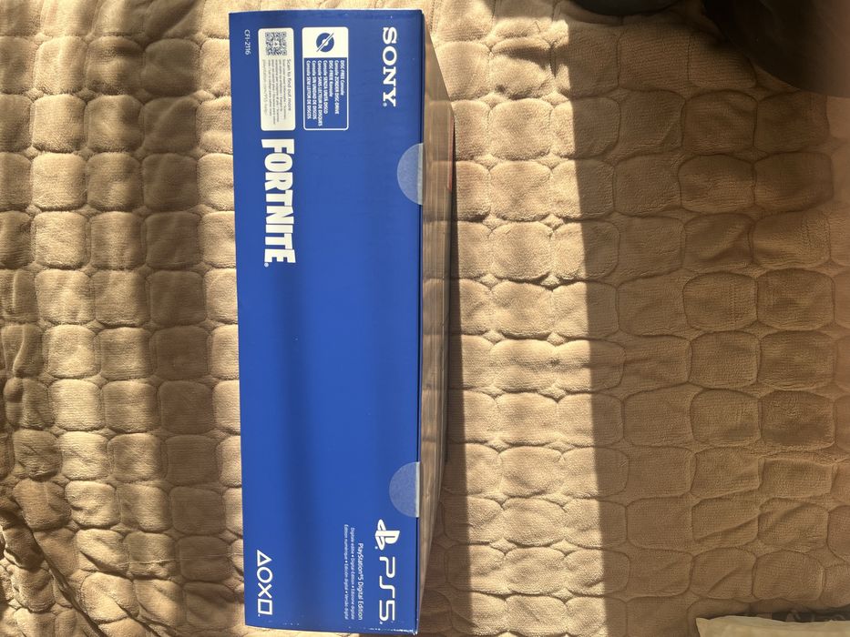 Чисто нов Playstation 5