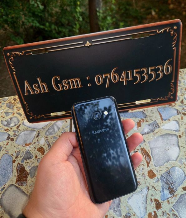 Samsung A3 2017 black