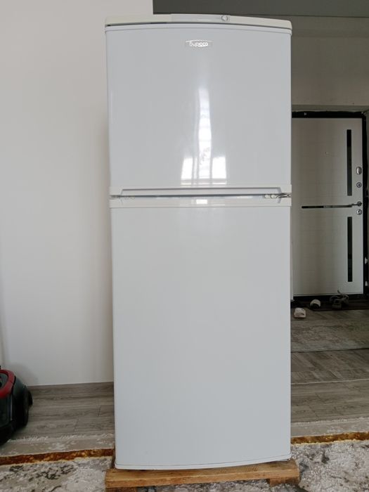 Холодильник сатылады