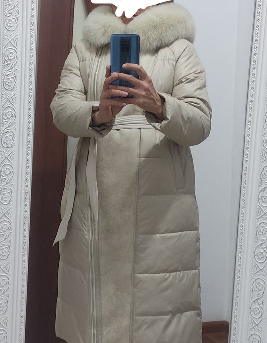 Женская куртка с капишоном