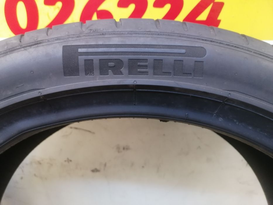 255/40/21 2*PIRELLI vara 102v dot 2417. 4,,61mm