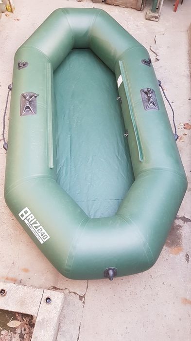 Лодка нодувная гребная BRIZ