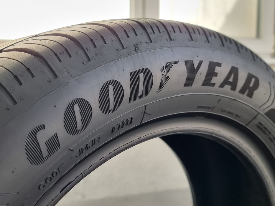 "Dot 23" 205/55/16 Goodyear 2Броя: 90€ 6.8мм