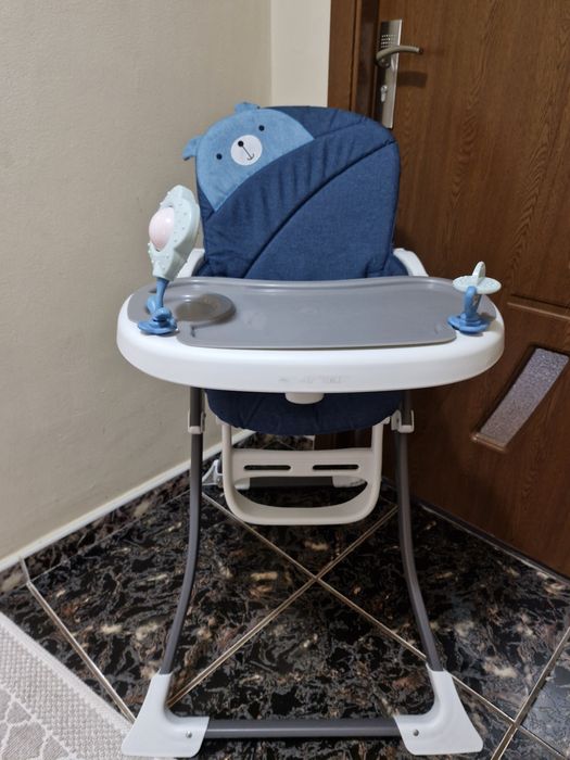 Scaun de masă bebe
